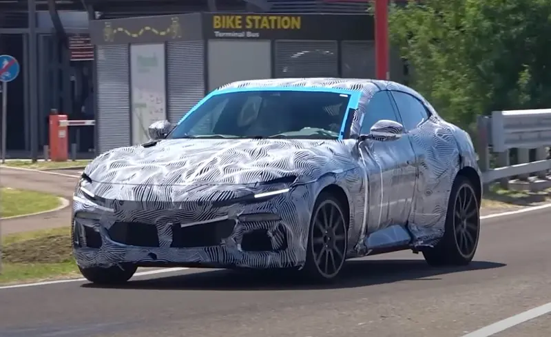 法拉利Purosangue最新諜照 將於9月亮相/搭載V12發動機